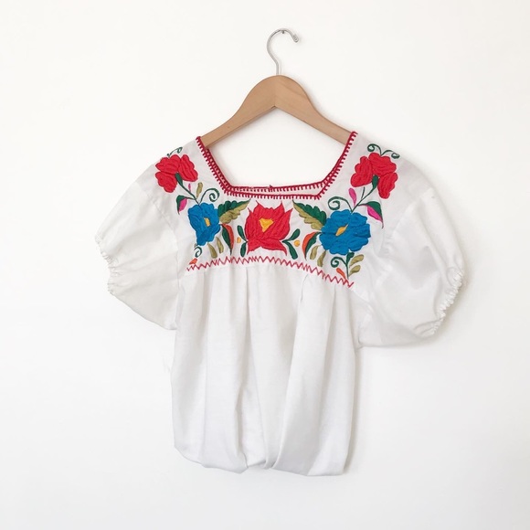 Vintage Tops - Vintage Embroidered Peasant Penny Lane Top